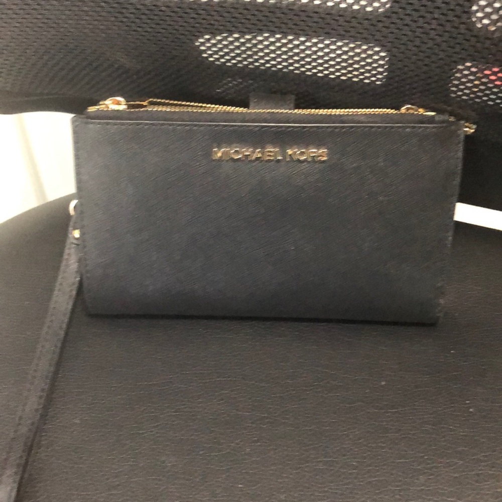 Michael Kors wristlet